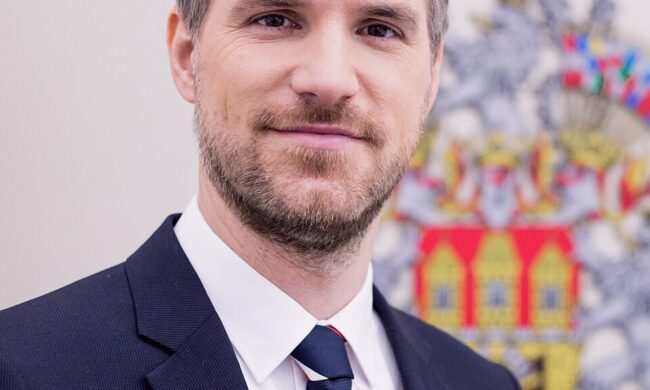 Zdeněk Hřib finišuje vilu za miliony. Nový domov má mít hodnotu 25 milionů, stěhování má ale háček