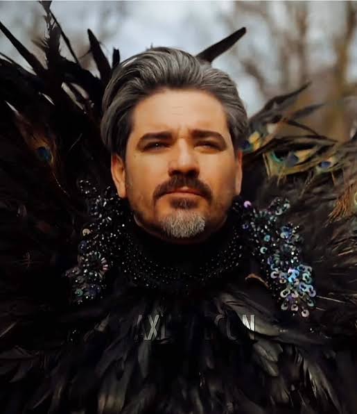 GLOSA: Zrádci drtí české reality show. Vojta Kotek ukazuje, jak se dělá televizní návykovka